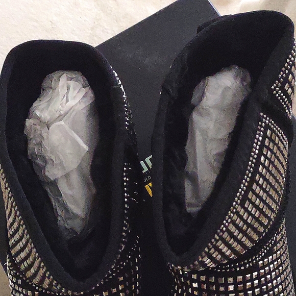 CAPE ROBBIN PLATFORM STUDDED BOOTIES - Picture 4 of 14